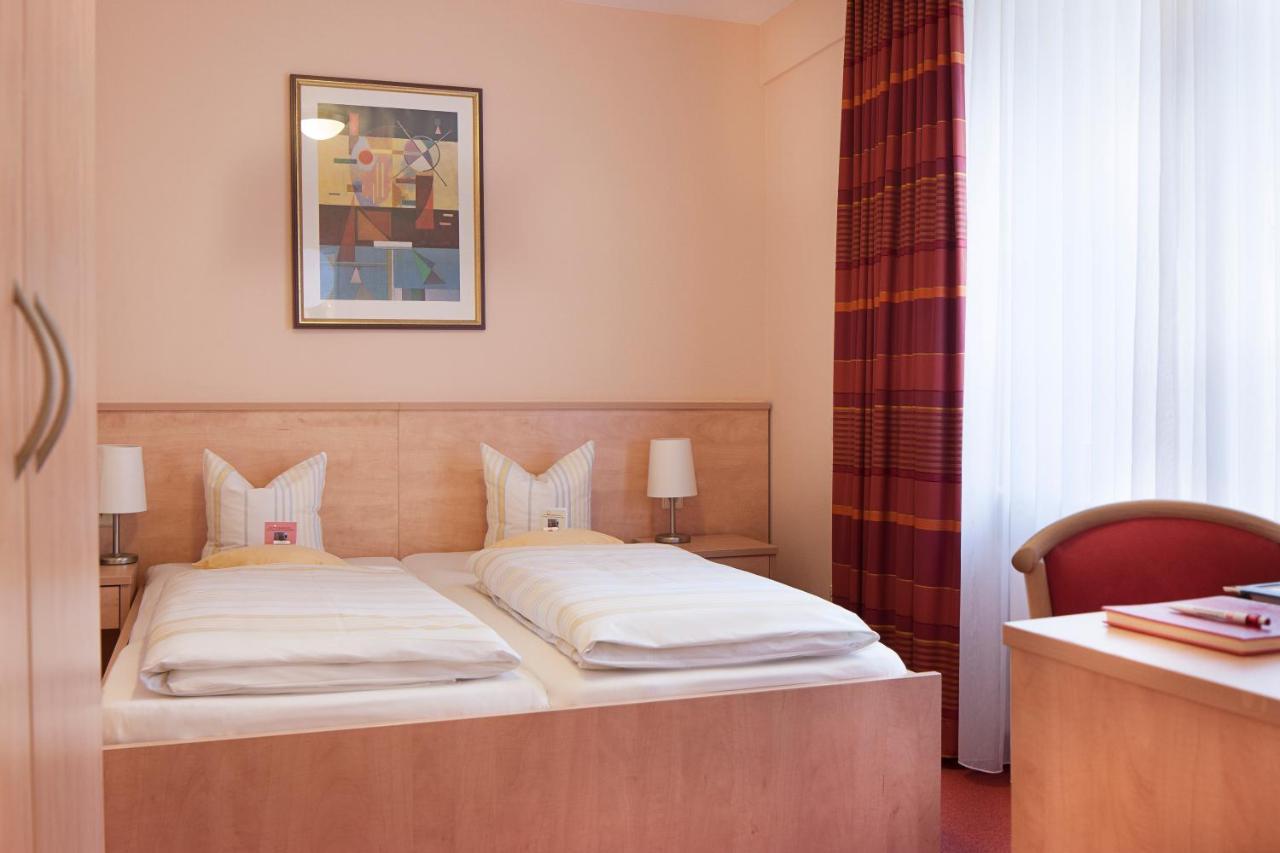 Caritas Tagungszentrum Friburgo em Brisgóvia Quarto foto