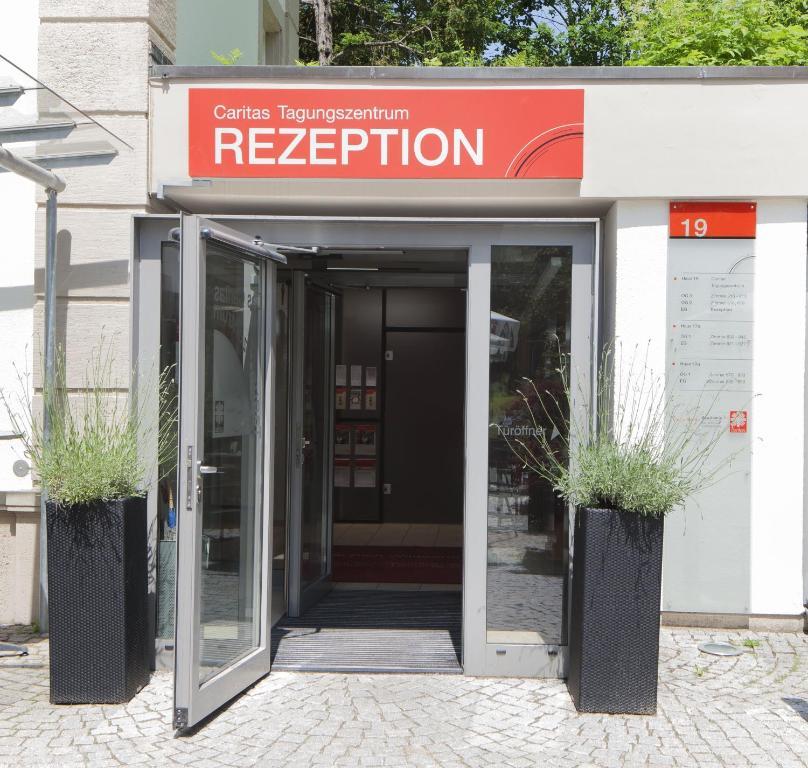 Caritas Tagungszentrum Friburgo em Brisgóvia Exterior foto